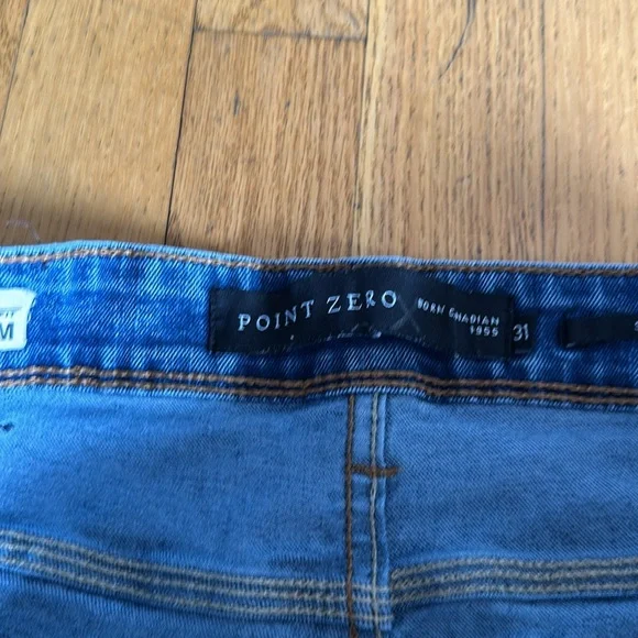 Point Zero Jeans - Picture 5 of 10